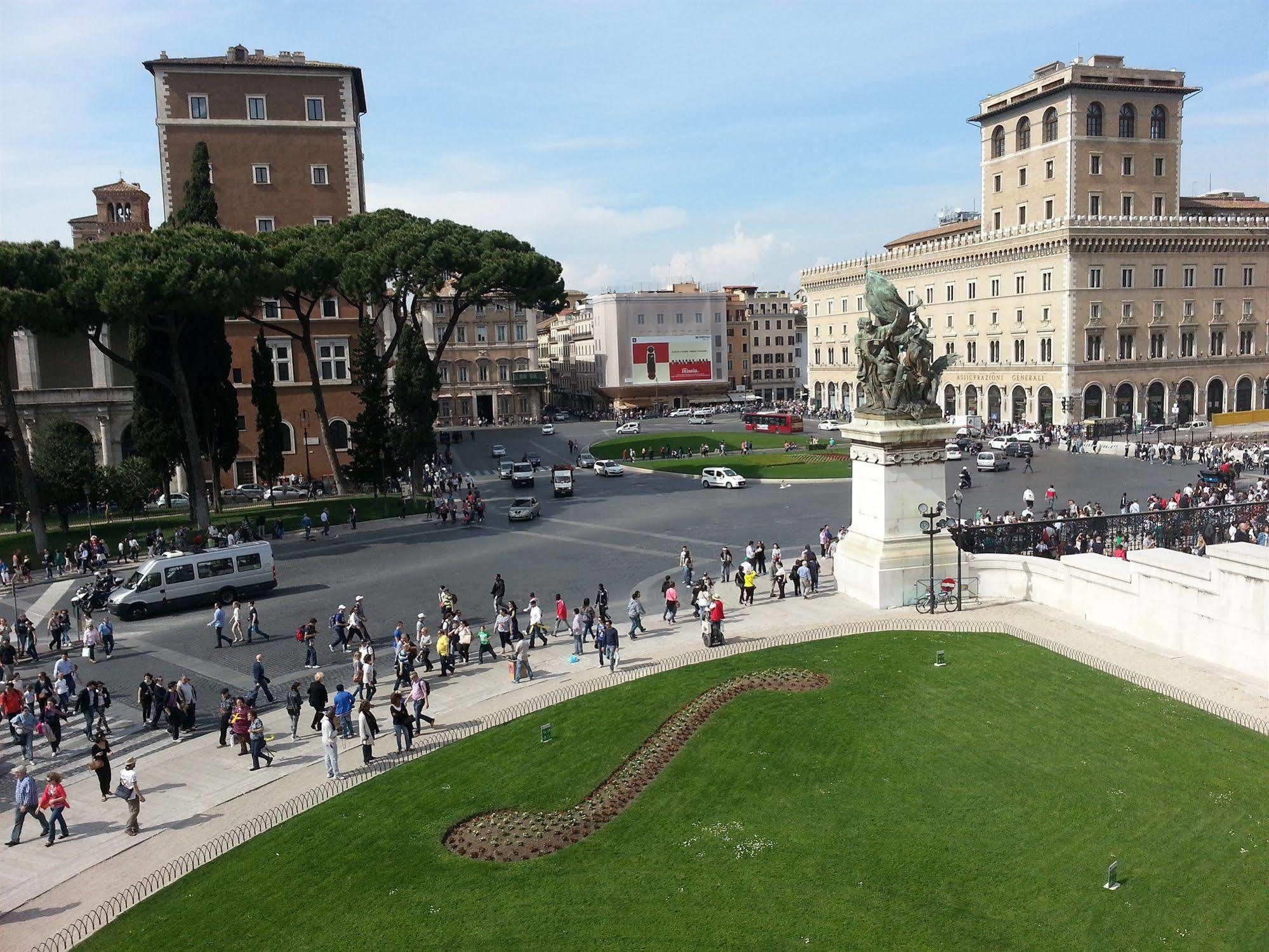 Alloggio Re Di Roma Exterior foto